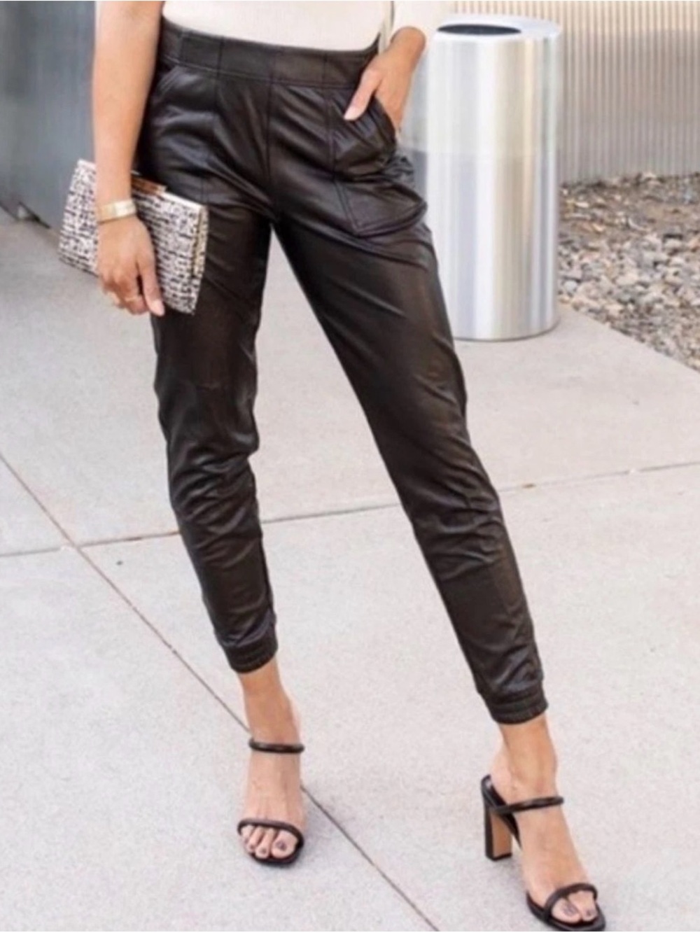 NWT Spanx SPANX Women's Leather Like Joggers, Black, Size Large